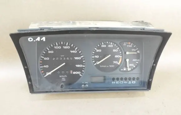 Volkswagen Polo II 86C 2F Speedometer (instrument cluster) 667919033 110008484001