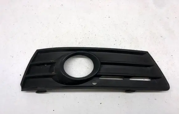 Volkswagen PASSAT CC Front fog light trim/grill
