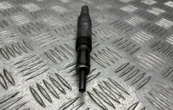 Ford Mondeo Mk III Fuel injector 0432133800