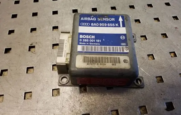 Audi A8 S8 D2 4D Airbag control unit/module 0285001151 8A0959655K
