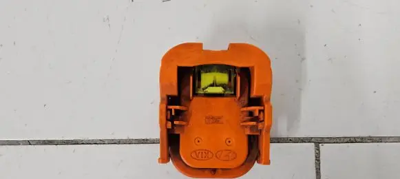 Hyundai Kona I Fuse E437586000