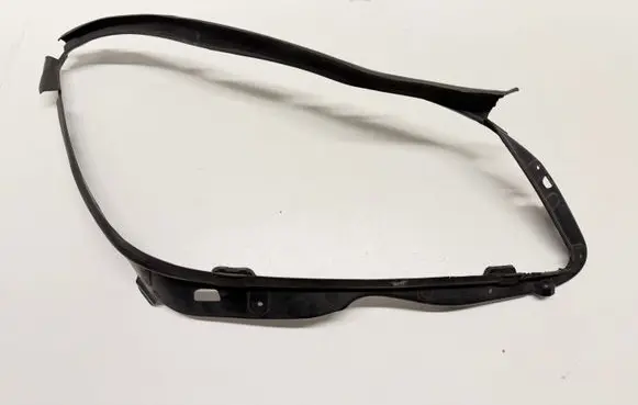 Mercedes-Benz C W204 Headlight part A2048260158 1301015283
