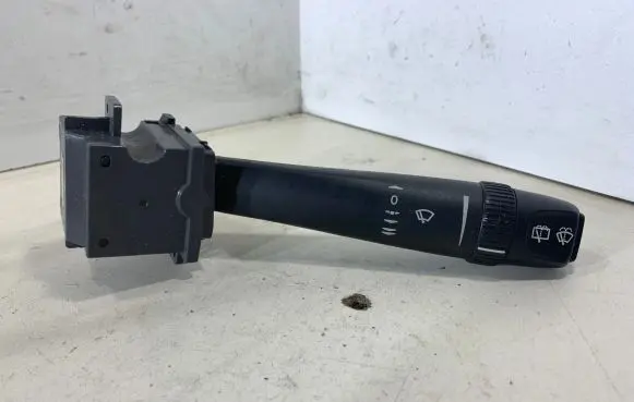 Volvo XC70 Wiper control stalk 8691545 03W23D