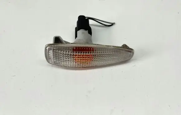 Mitsubishi Space Star Front fender indicator light 