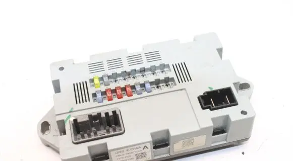 Jaguar XE Fuse box set CPLA14Q073AA