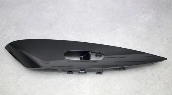 Nissan Leaf I (ZE0) Other front door trim element 809613NM0A