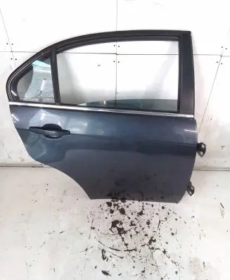 Chevrolet Epica Rear door