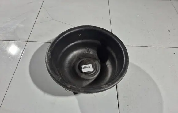 Nissan Almera Tino Spare wheel section trim 
