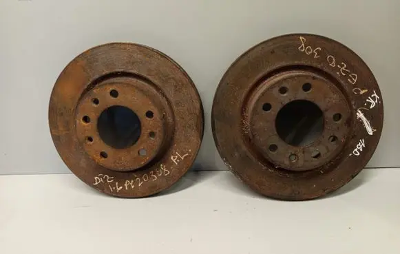 Peugeot 308 Front brake disc