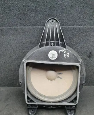 Audi A4 S4 B9 Subwoofer speaker 8W5035412