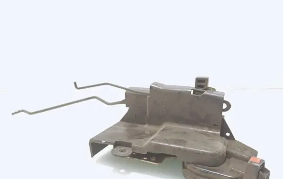 Hyundai Elantra Front door lock