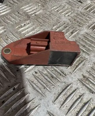 Volkswagen Golf IV Airbag deployment crash/impact sensor 1C0909606