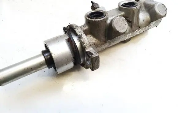 Peugeot 307 Master brake cylinder y21279
