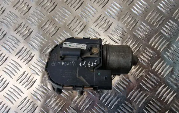 Skoda Octavia Mk2 (1Z) Wiper motor 1Z1955119C