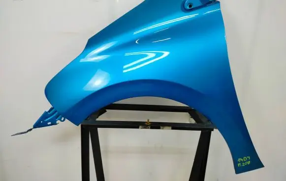 Peugeot 208 I Fender