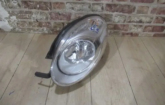 Fiat 500L Headlight/headlamp