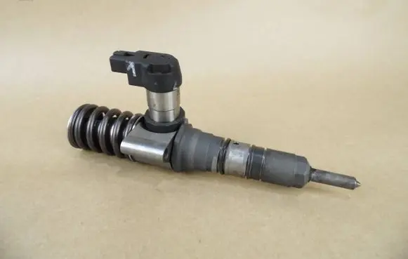Volkswagen PASSAT B6 Fuel injector 03G130 062086 130226