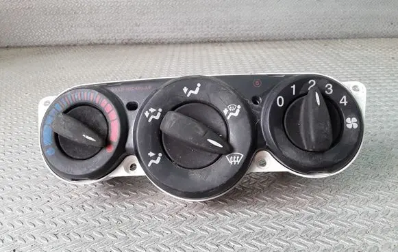 Ford Focus Climate control unit 98AB18C419
