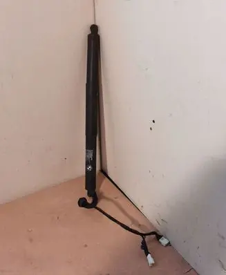 BMW X5 F15 Tailgate/trunk strut/damper 7449810