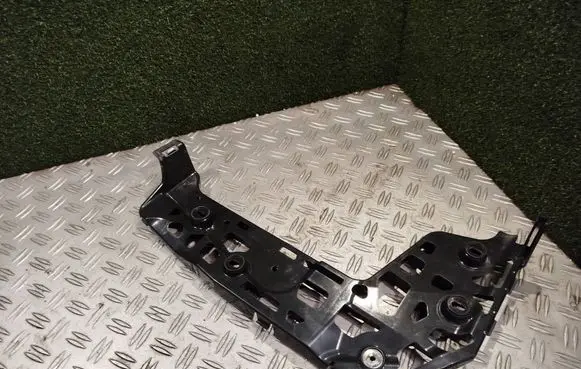 Volkswagen Crafter Rear bumper mounting bracket 7C0807393A