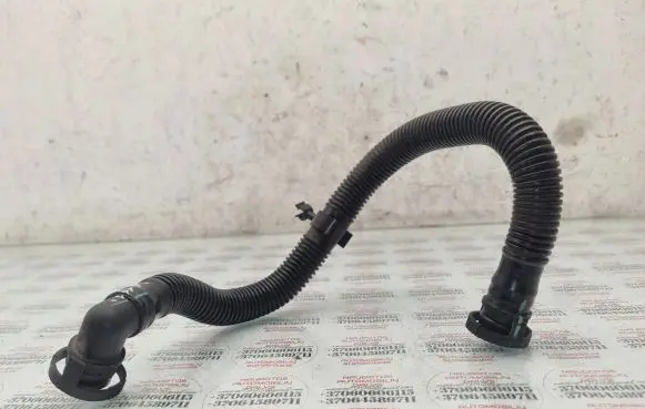 Seat Exeo (3R) Breather/breather pipe/hose 06F103235