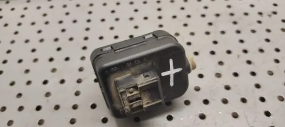 Saab 9-5 Headlight level adjustment motor 