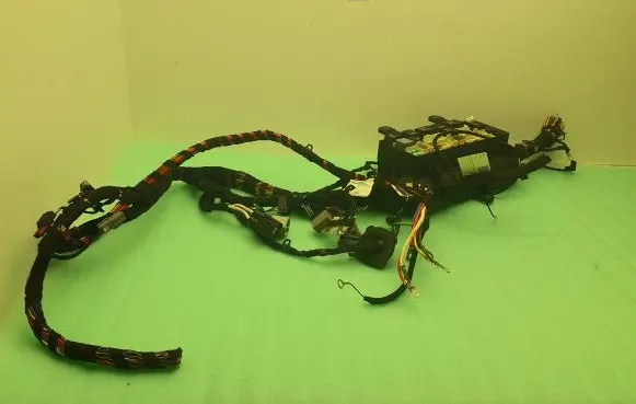 Jaguar F-Pace Fuse module HK8314A067FA HK8314300EC