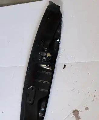 Volkswagen Touran III Wiper trim 5TA806239B