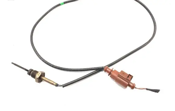 Volkswagen Golf VII Exhaust gas temperature sensor 04L906088DB