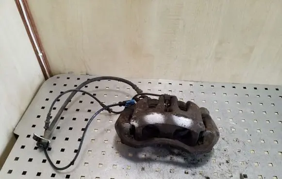 Volkswagen Crafter Front brake caliper