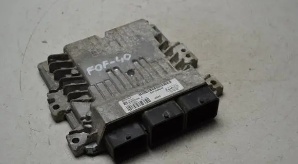 Ford Focus Engine control unit/module BV6112A650SE S180133006B
