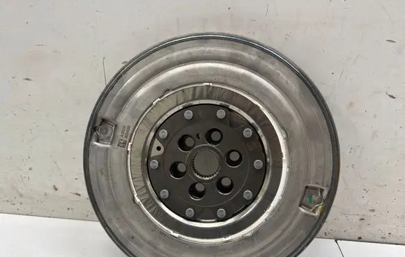 Mercedes-Benz GLB x247 Flywheel A2820303400