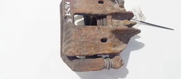 Mitsubishi Carisma Front brake caliper