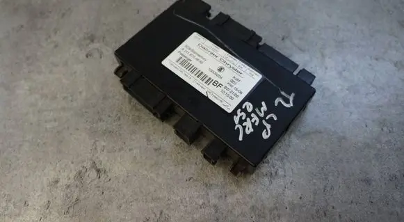 Mercedes-Benz R W251 Seat control module A2118704885