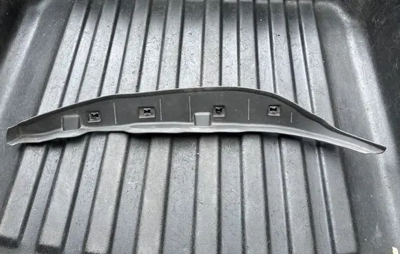 BMW 6 G32 Gran Turismo Fender trim (molding) 7393303 51487393303 60829010
