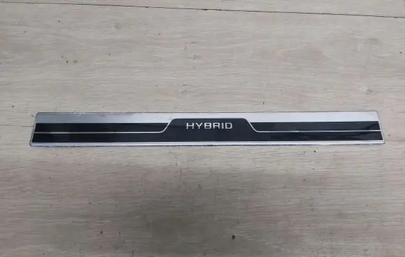 Toyota Prius (XW50) Thresholds for All-terrain vehicles 
