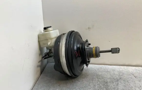 BMW 5 F10 F11 Brake booster 6796726 13B2412T1050