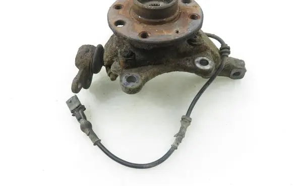 Opel Corsa C Front wheel hub spindle knuckle