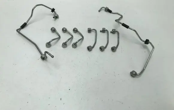 BMW 3 G20 G21 Fuel injector supply line/pipe 
