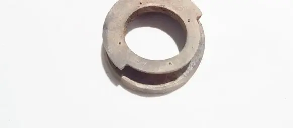 Fiat Stilo Front coil spring rubber mount c560 b447