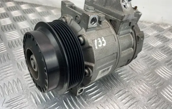 Mercedes-Benz C W204 Air conditioning (A/C) compressor (pump) A0022304511 0070620123 Z0006615D