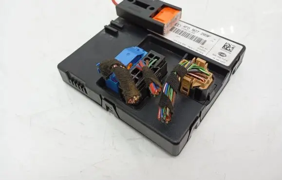 Audi A6 S6 C6 4F Comfort/convenience module 4F0907289F 4F0910289F 13102005