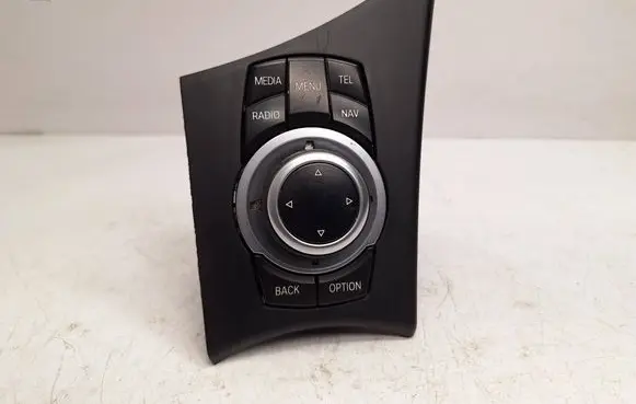 BMW 1 E82 E88 Head unit multimedia control 9285443 65829285443 65829334611