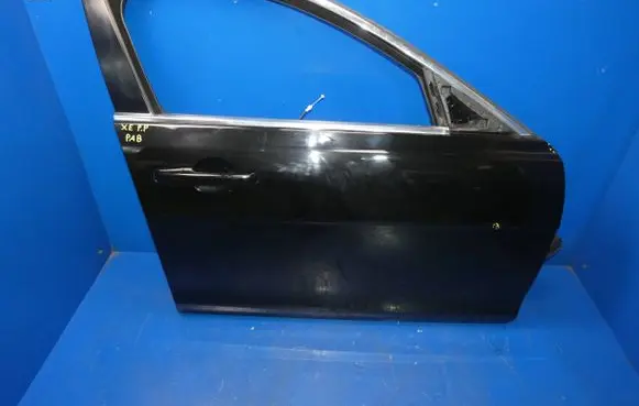 Jaguar XE Front door