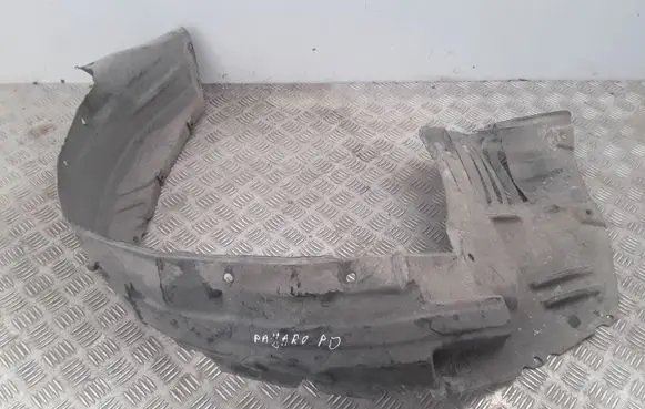 Mitsubishi Pajero Front wheel arch liner splash guards