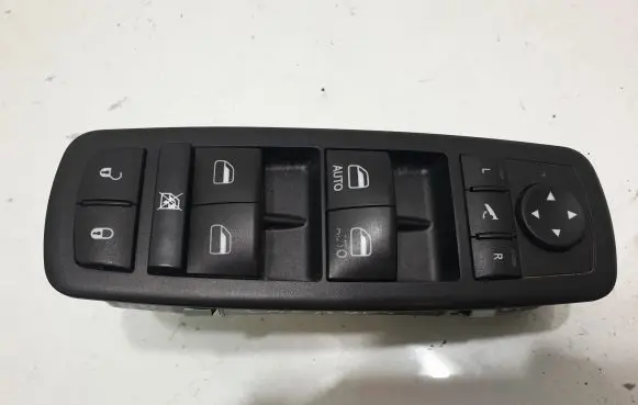 Jeep Grand Cherokee Electric window control switch 68184803AA