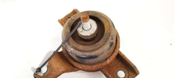 KIA Sorento Engine mount bracket 