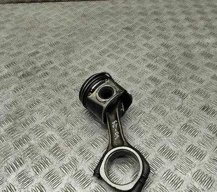 Piston