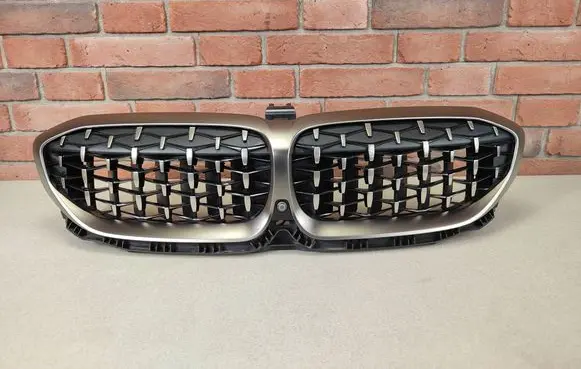 BMW 3 G20 G21 Front bumper upper radiator grill 8079742 5A22C63