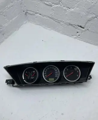 Nissan Primera Speedometer (instrument cluster) AU881 3691139